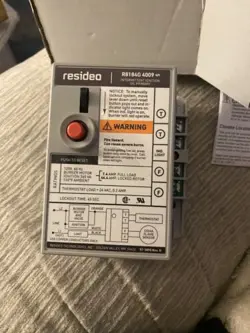 RESIDEO R8184G4009 PROTECTORELAY OIL BURNER CONTROL HONEYWELL