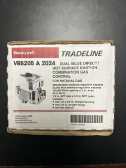 **NEW** HONEYWELL VR8205A2024 FURNACE GAS VALVE