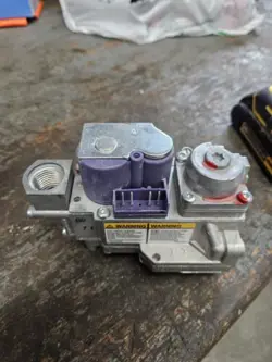 B1024 GAS VALVE