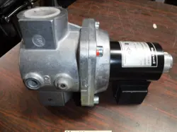 V4295S1021 1/4