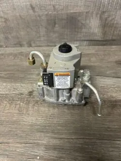 HONEYWELL VR8204A8826 GAS VALVE FOR PICTCO