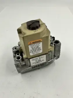 HONEYWELL VR8205H8016 FURNACE GAS CONTROL VALVE 24V 60-22866-01 (G5#2)