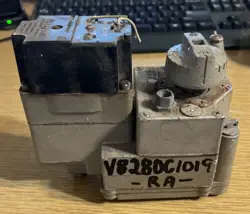 GAS VALVE V8280C1019