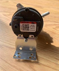 TRANE FURNACE PRESSURE SWITCH -2 STAGE -PART# C341750P02 HONEYWELL BA20106