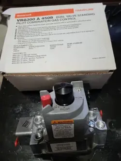 VR8300A4508
