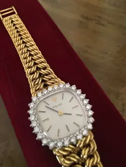 VINTAGE 18K LADIES