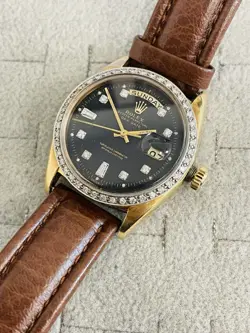 GOLD DIAL