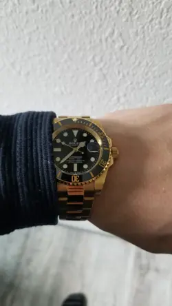 ROLEX SUBMARINER DATE YELLOW GOLD BLUE DIAL 41MM