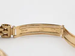 GOLD LADIES WATCH