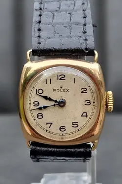 1924 ROLEX ART DECO 9CT GOLD CUSHION 15 JEWELS WRIST WATCH 25X25MM CASE