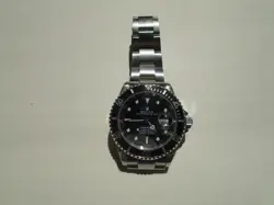 ROLEX SUBMARINER DATE 16610 BLACK DIAL STAINLESS STEEL OYSTER 40MM USA ONLY