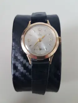 TUDOR ROLEX 1962 'SMALL ROSE' LADIES WATCH ON A BLACK LEATHER STRAP