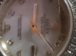 MOP SAPPHIRE DIAL