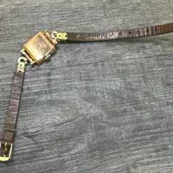 LADIES 18K GOLD