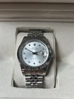 SILVER ROLEX OYSTER DATEJUST 41MM MENS WATCH WITH BOX AND PAPERS