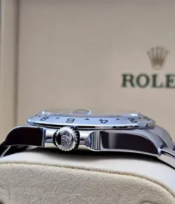 STAINLESS STEEL 2024