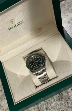 ROLEX SUBMARINER DATE 116610LV 40MM GREEN DIAL WITH STAINLESS STEEL BRACELET