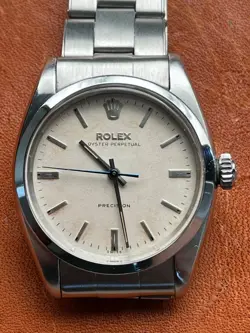 WRISTWATCH CLEAN