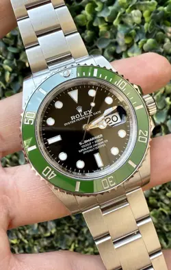 2024 CARD ROLEX SUBMARINER DATE 126610LV GREEN BEZEL STARBUCKS 41MM WATCH BOX