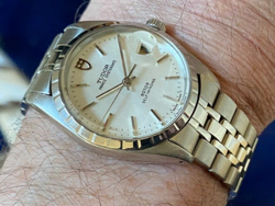 GOLD BEZEL STEEL