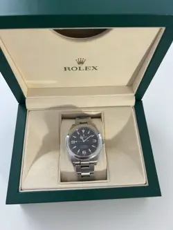 ROLEX EXPLORER 214270 - 39MM BLACK DIAL WATCH WITH BOX