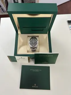 DIAL WATCH WITH