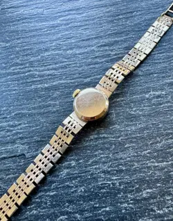 LADIES WRISTWATCH