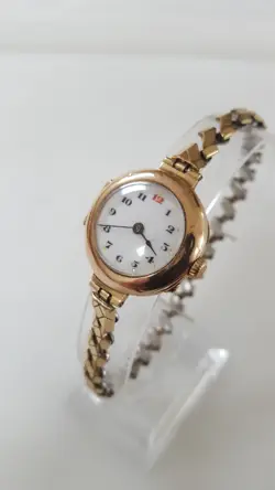 WINDING LADIES WATCH.