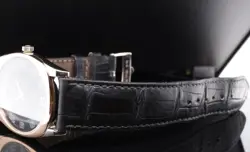 GOLD WRIST