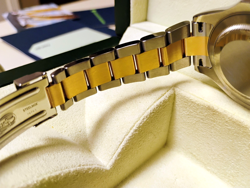 YELLOW GOLD STAINLESS
