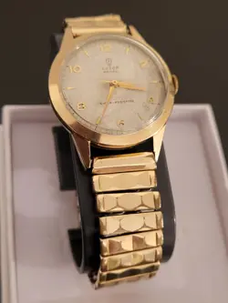 9CT VINTAGE GOLD
