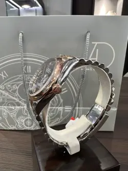 2001 WATCH