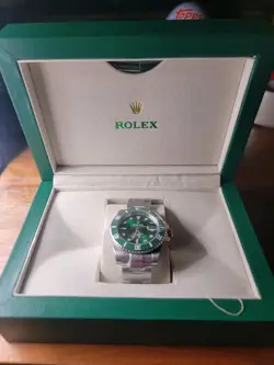 ROLEX SUBMARINER 41MM GREEN DIAL SILVER AUTOMATIC WATCH HULK