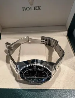 Rolex GMT-Master lI Men's 2017 B&Ps 40mm Mint Condition Text-541-890-3587