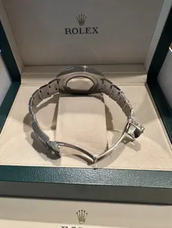 Rolex GMT-Master lI Men's 2017 B&Ps 40mm Mint Condition Text-541-890-3587