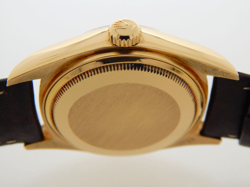 WATCH WITH FACTORY