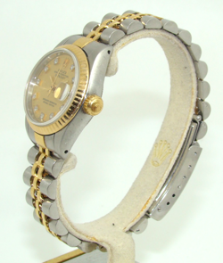 AUTOMATIC WATCH
