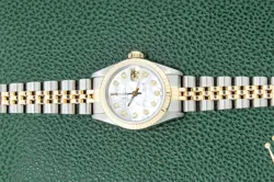 FLUTED BEZEL