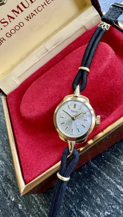 LADIES WRISTWATCH CIRCA:1950-1960S
