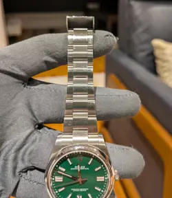 GREEN DIAL 2023