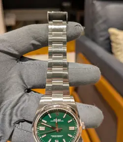 GREEN DIAL 2023