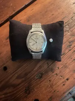VINTAGE 1960'S ROLEX OYSTER WATCH MODEL# 6022 NOT RUNNING