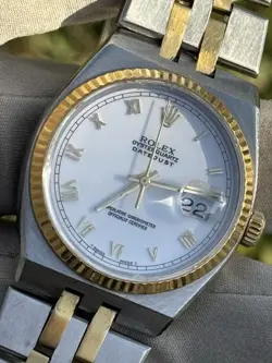 ROLEX DATEJUST OYSTERQUARTZ REF. 17013 • TWO TONE • WHITE ROMAN DIAL • 36MM