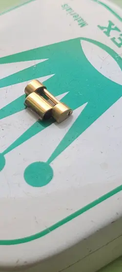 18K GOLD LADY'S