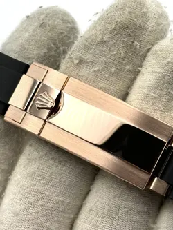 Rolex Yachtmaster 40mm Rose Gold Oysterflex 126655 Box & Papers 2023