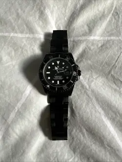 WORN ALL BLACK