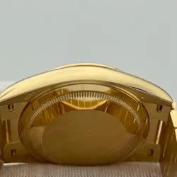 Rolex 128238 President Day Date 36 mm Champagne Dial 18K Gold Box Paper 2023