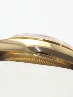 18238A GOLD