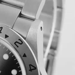 ROLEX EXPLORER II 16570 BLACK Y NUMBER SECOND HAND MENS