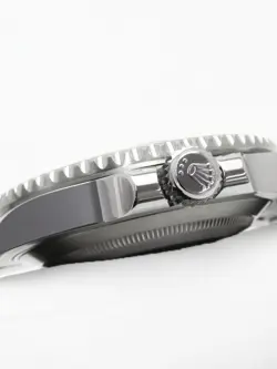 DATE 116610LV RANDOM
